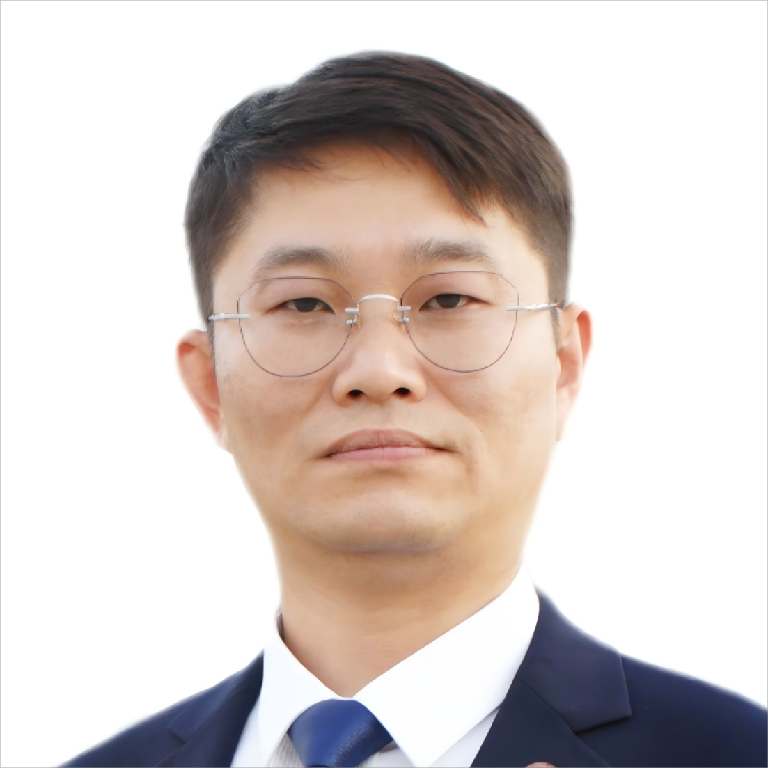 劉  丹