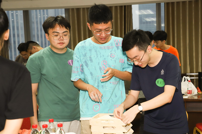1658107953631127.jpg 包餃子.jpg